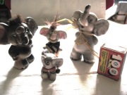 Słoniki 4 szt. z czupryną , kolczyk, krawat