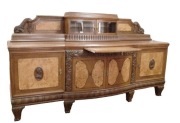 Kredens bufetowy pełne drzewo i forniry z orzecha kaukaskiego