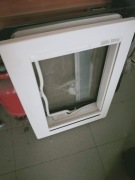 Używane okno dachowe Dometic Midi Heki 500x700 