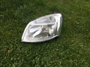 Lampa przednia  berlingo lub partner