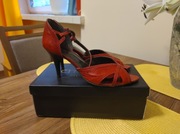 Buty damskie na obcasach rozmiar 39.