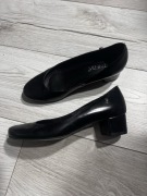 Buty Venezia rozmiar 37 czółenka 