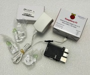 Mikrokomputer Raspberry Pi 3 Model B+ obudowa aluminiowa i zasilacz