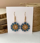 Żółto-niebieskie kolczyki okrągłe