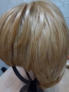 Peruka jak nowa . Blond z grzywką  