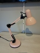 używana lampka na biurko model THK-063189 w kolorze pudrowy róż stan bdb-