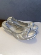 Baleriny neścior skóra naturalna srebrne rozmiar 39