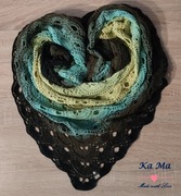 Ażurowa chusta ombre ręcznie robiona na szydełku