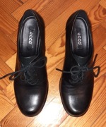 Ecco brogue damskie czółenka oksfordki 39