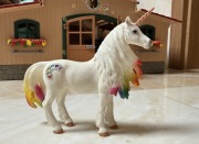 Sprzedam Schleich 70524 tęczowy jednorożec, klacz