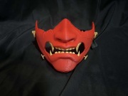 Maska Samuraj Ghost of Yotei Czerwona