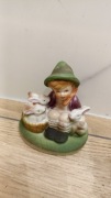 Porcelanowa figurka pastuszka z zajaczkami 