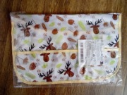 Śliniaczek z rękawami.