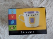 Kubek Friends McDonald's drzwi.