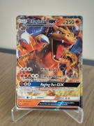 Karta Pokemon TCG: Charizard GX (BUS 20)