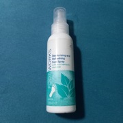 Avon Foot Works odświeżający spray do stóp z miętą i aloesem