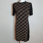 Elegancka Sukienka Dzianinowa UP2FASHION - Krótki Rękaw, Kratka (M/S)