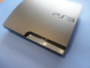 Sprawna konsola Sony Ps3 Slim w wersji cech 2004A .