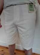 Schorty ekskluzywnej marki Dockers  idealne na lato  rozmiary 33 lub 36