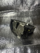 Zamek drzwi przód przedni BMW e60 e61 7202145