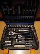 Zestaw 94 kluczy grzechotkowych z nasadkami w walizce NITEO (nowy)