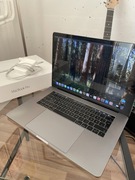 MacBook Pro 15, 16gb ram, i7