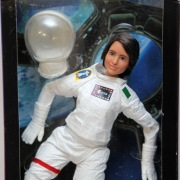 Lalka Barbie Samantha Cristoforetti Made To Move