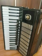 Akordeon Weltmaister Stella 120 basów