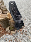 Fotelik rowerowy tylny Thule YEPP  czarny