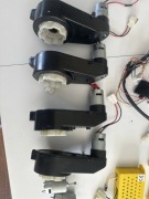 Przekładnia z silnikiem 12v do autka na akumulator