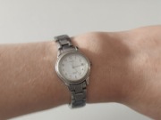 Timex srebrny zegarek damski używany na bransolecie