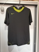 Koszulka Nike Dri-Fit S 173 cm sportowa szaro-neonowa