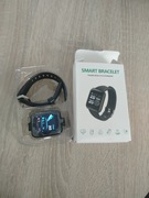 Wielofunkcyjny Smartwatch sportowy ładowany przez wejście USB 