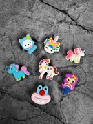 Przypinki do butów ( na przykład Crocs )