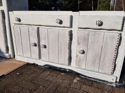 Kredens bielony dąb