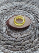 Pierścionek, pierścionek z żywicy