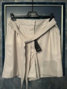 Spodenki skóra ekologiczna Pinko z paskiem r.46