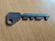 Start kluczyk do  sejfu szaf biurek witryn sygnowany 