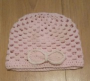 Ażurowa czapka ręcznie robiona