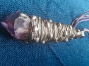 Oryginalny wisior z ametystem.