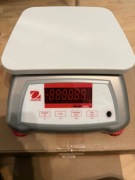 Waga Ohaus Valor 2000 nierdzewna 30 kg – NOWA