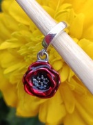 Charms zawieszka wisiorek do bransoletki łańcuszka, srebro 925 mak