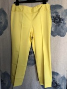 MOSCHINO ŻÓŁTE SPODNIE W KANT 42-44