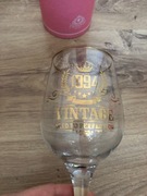 Kieliszek do wina z złotym grawerem vintage 1994 walentynki