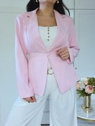 Różowa marynarka żakiet taliowany z gumką w talii Styled in Italy