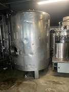 Zbiornik 4000 izolowany , płaszcz chłodzący kwasoodporny