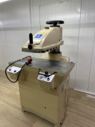 Wykrawarka hydrauliczna 