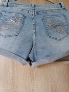 Spodenki krótkie  damskie jeansowe z aplikacją 