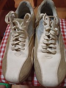 Buty sportowe wentylowane i letnie   44  . ( 2 pary )