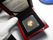 Mazurek Dąbrowskiego Złoto 999/1000, waga 7,78 g. Nakład 797 szt.